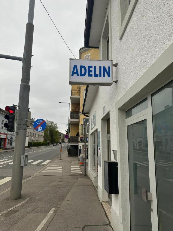 Adelin Vienna Hostel Exterior foto